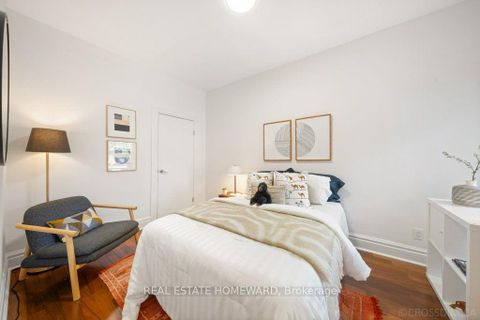 Photo 27 at 58 Foxley Street, Bellwoods, Toronto