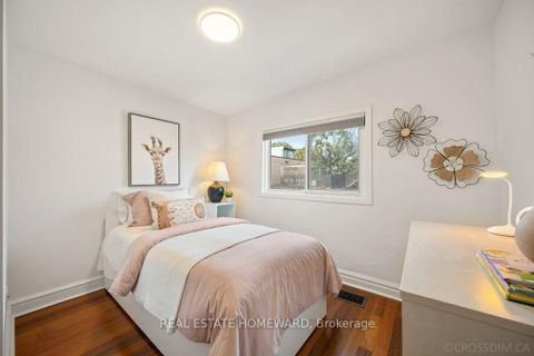Photo 29 at 58 Foxley Street, Bellwoods, Toronto