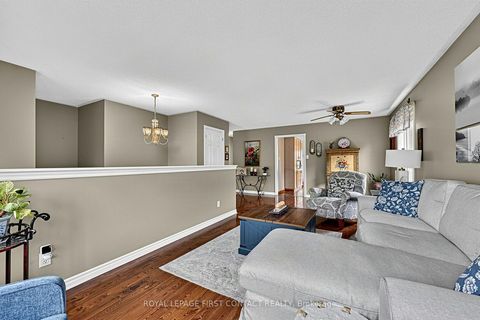 Photo 6 at 22 Logan Court, Holly, Barrie