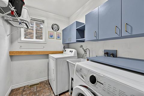Photo 17 at 22 Logan Court, Holly, Barrie