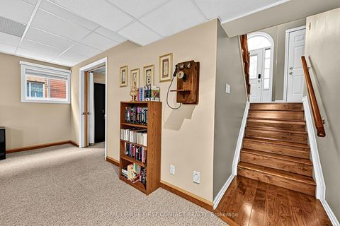 Photo 18 at 22 Logan Court, Holly, Barrie