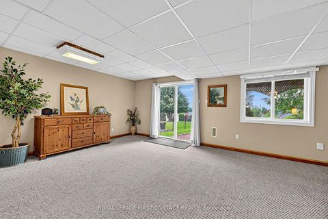 Photo 21 at 22 Logan Court, Holly, Barrie