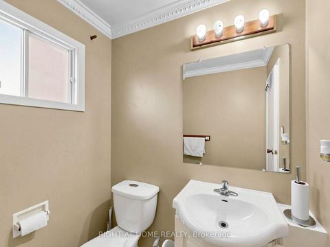 Photo 21 at 131 Castle Rock Drive, North Richvale, Richmond Hill