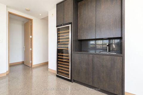 Photo 15 at 402 - 510 King Street E, Moss Park, Toronto