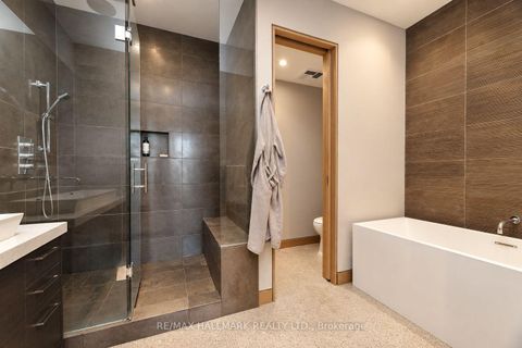 Photo 20 at 402 - 510 King Street E, Moss Park, Toronto
