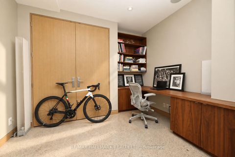 Photo 25 at 402 - 510 King Street E, Moss Park, Toronto