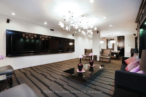 Photo 35 at 402 - 510 King Street E, Moss Park, Toronto