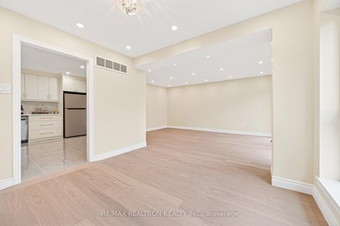 Photo 14 at 102 - 135 Scenic Mill Way, Windfields, Toronto