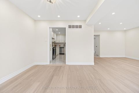 Photo 15 at 102 - 135 Scenic Mill Way, Windfields, Toronto