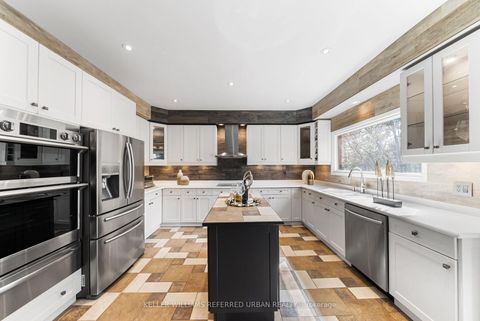 Photo 9 at 73 Garnier Court, Steeles, Toronto