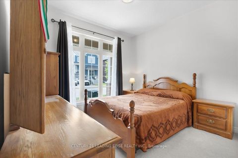 Photo 17 at 16 Faimira Avenue, Keswick South, Georgina