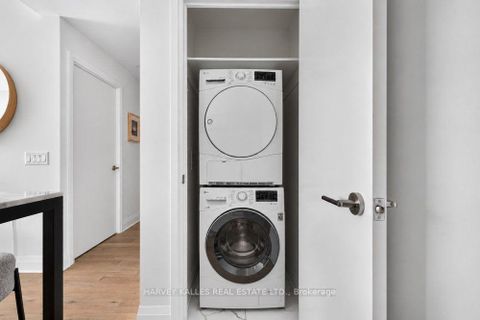 Photo 17 at 510 - 151 Avenue Road, Annex, Toronto