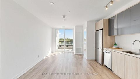 Photo 1 at 519 - 3100 Keele Street, CFB, Toronto