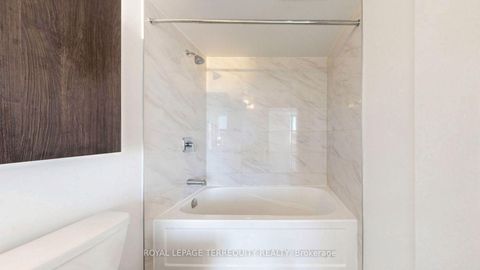 Photo 18 at 519 - 3100 Keele Street, CFB, Toronto