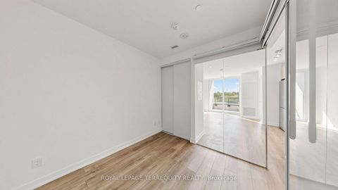 Photo 19 at 519 - 3100 Keele Street, CFB, Toronto
