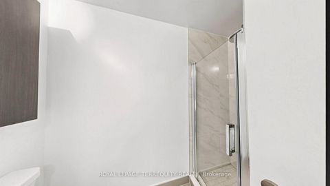 Photo 23 at 519 - 3100 Keele Street, CFB, Toronto