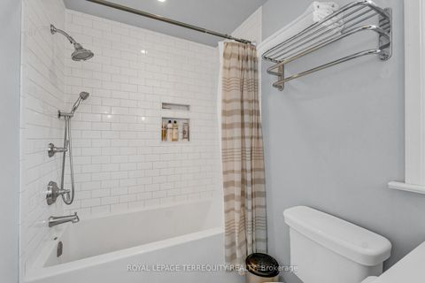 Photo 23 at 155 Centre Street W, Mill Pond, Richmond Hill