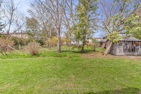 Photo 38 at 155 Centre Street W, Mill Pond, Richmond Hill
