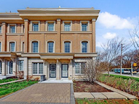 Photo 1 at 82 Hargrave Lane, York Mills, Toronto
