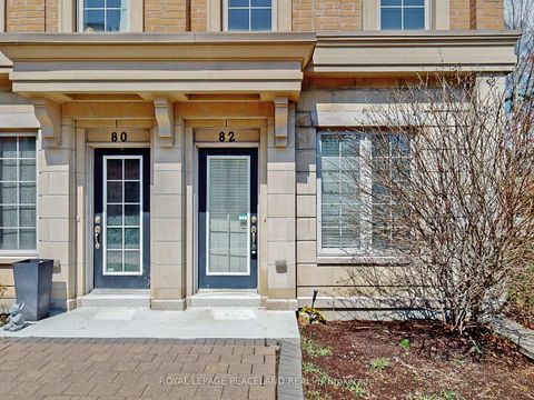 Photo 2 at 82 Hargrave Lane, York Mills, Toronto