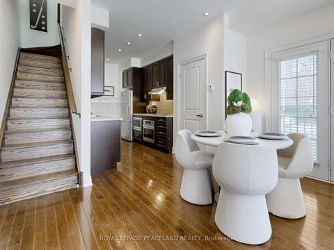 Photo 6 at 82 Hargrave Lane, York Mills, Toronto