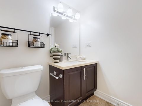 Photo 25 at 82 Hargrave Lane, York Mills, Toronto