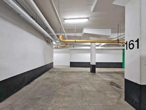 Photo 28 at 82 Hargrave Lane, York Mills, Toronto
