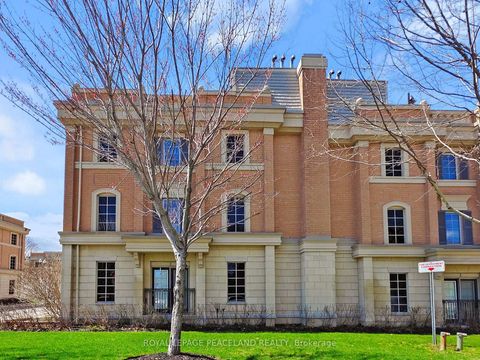 Photo 29 at 82 Hargrave Lane, York Mills, Toronto