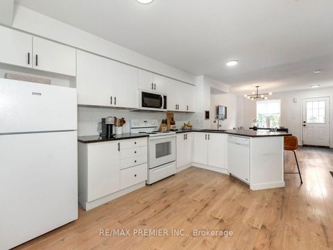 Photo 10 at 48 Odoardo Di Santo Circle, CFB, Toronto