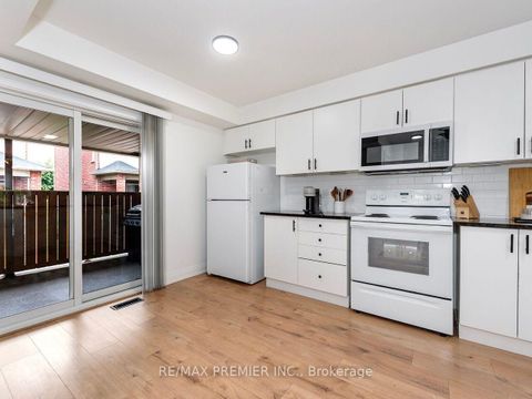 Photo 14 at 48 Odoardo Di Santo Circle, CFB, Toronto