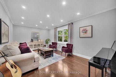 Photo 9 at 123 Fern Valley Crescent, Oak Ridges, Richmond Hill