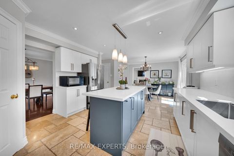 Photo 13 at 123 Fern Valley Crescent, Oak Ridges, Richmond Hill