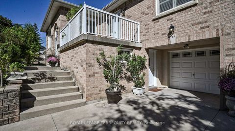 Photo 5 at 134 Hadrian Drive, Old Rexdale, Toronto