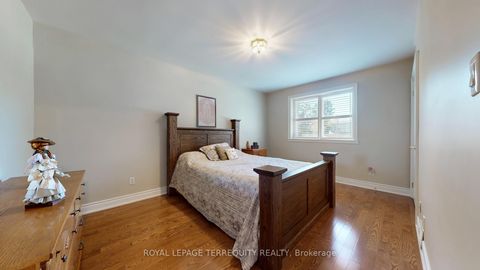 Photo 28 at 134 Hadrian Drive, Old Rexdale, Toronto