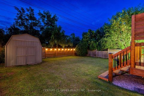 Photo 35 at 32 Castlebar Road, Queensway, Toronto