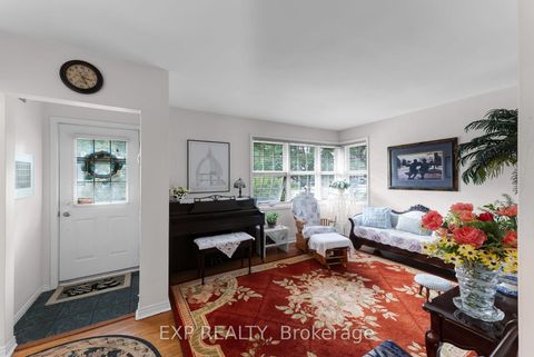 Photo 3 at 79 Shaver Avenue N, City Centre West, Toronto