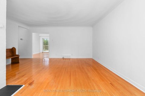 Photo 9 at 30 Benway Drive, Kipling, Toronto