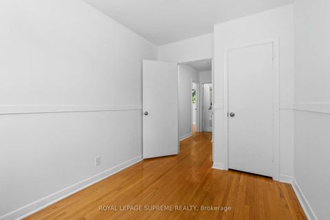 Photo 18 at 30 Benway Drive, Kipling, Toronto