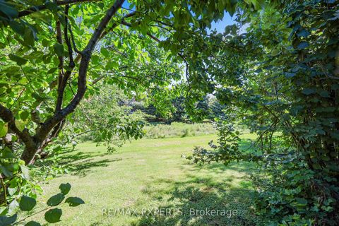 Photo 42 at 179 Bordeaux Drive, East Woodbridge, Vaughan