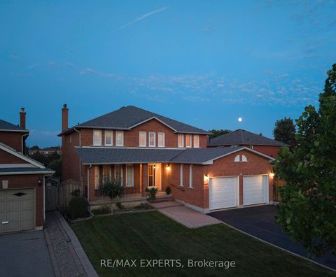 Photo 43 at 179 Bordeaux Drive, East Woodbridge, Vaughan