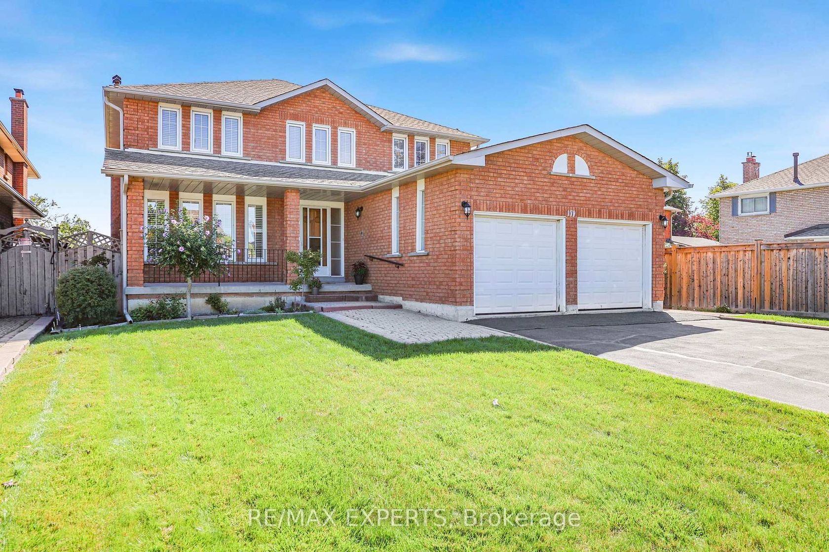 179 Bordeaux Drive, East Woodbridge, Vaughan photo number 2