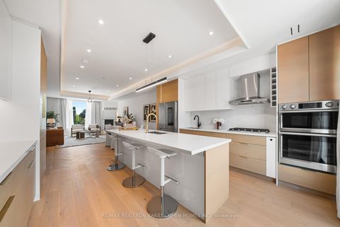 Photo 6 at 33 Lanark Avenue, Oakwood Village, Toronto