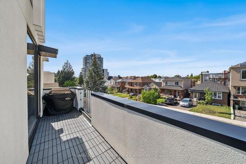 Photo 14 at 33 Lanark Avenue, Oakwood Village, Toronto