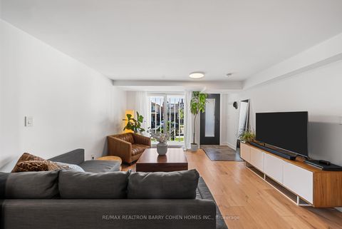 Photo 26 at 33 Lanark Avenue, Oakwood Village, Toronto