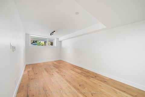 Photo 35 at 33 Lanark Avenue, Oakwood Village, Toronto
