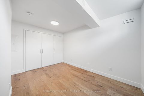Photo 38 at 33 Lanark Avenue, Oakwood Village, Toronto