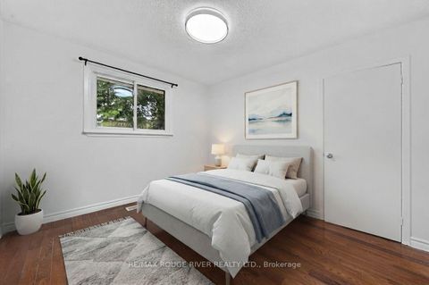 Photo 10 at 30 Scarboro Avenue, Highland Creek, Toronto