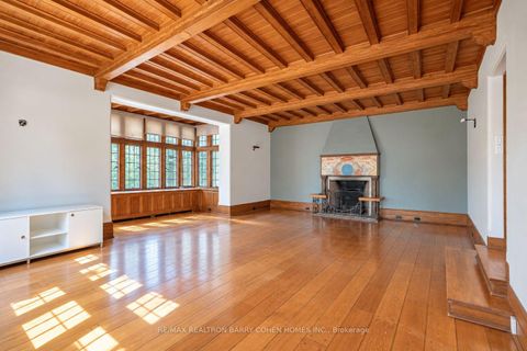Photo 3 at 372 Old Yonge Street, Windfields, Toronto