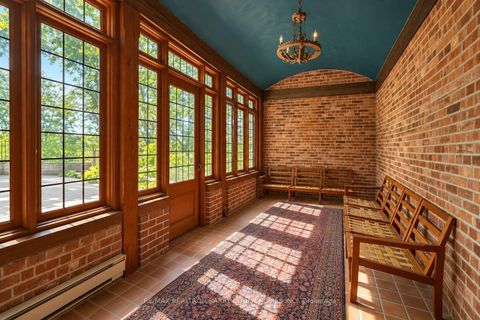 Photo 10 at 372 Old Yonge Street, Windfields, Toronto