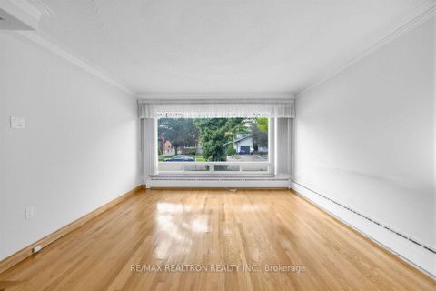 Photo 10 at 74 Lunness Road, Alderwood, Toronto
